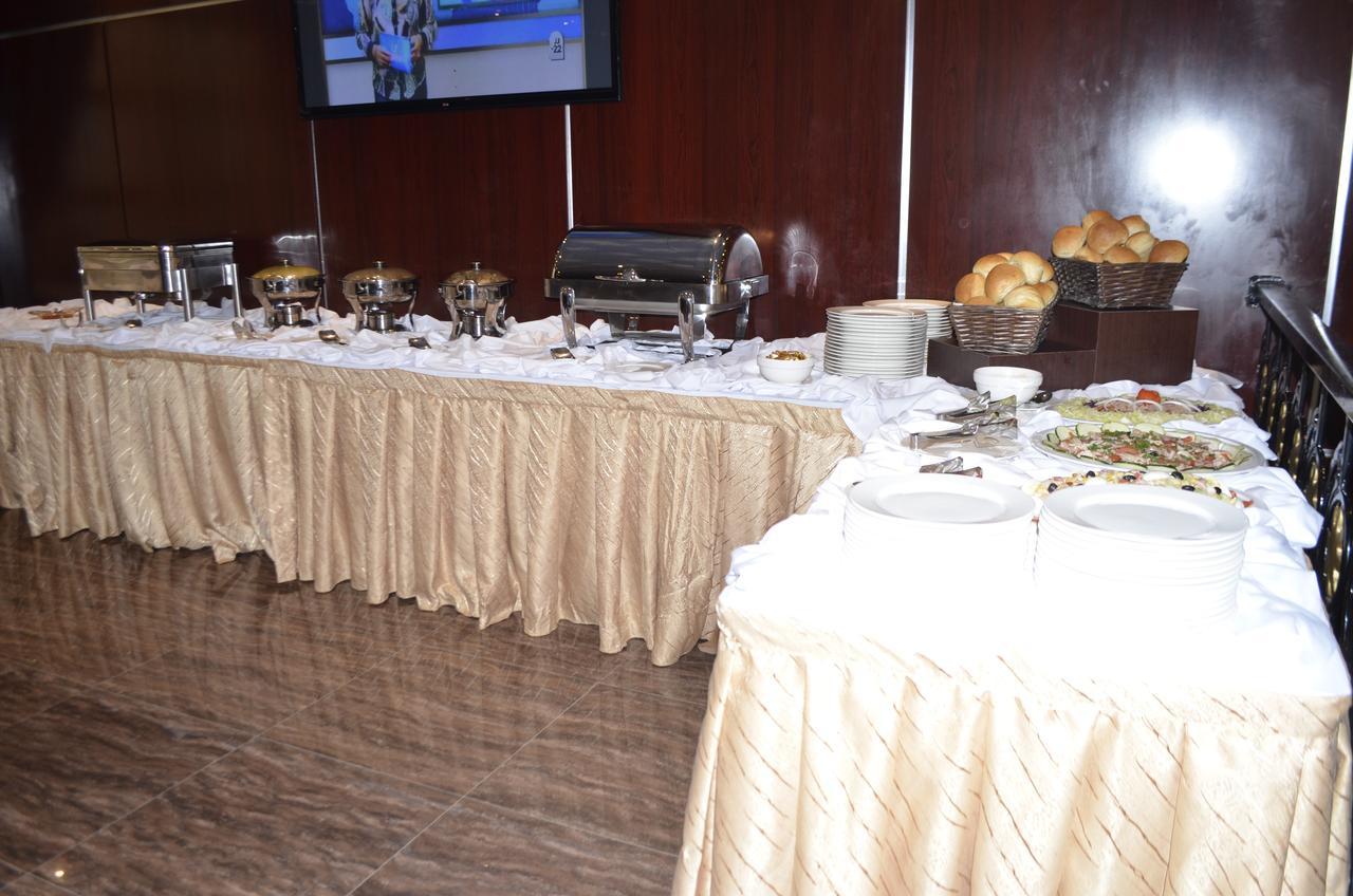 Noubou International Hotel Douala Luaran gambar