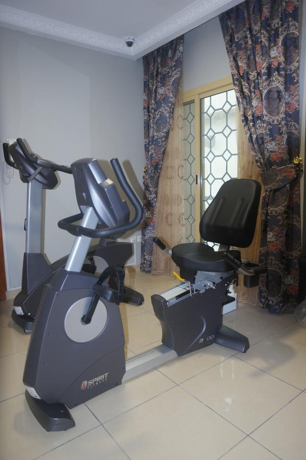 Noubou International Hotel Douala Luaran gambar