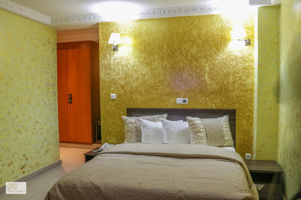 Noubou International Hotel Douala Luaran gambar