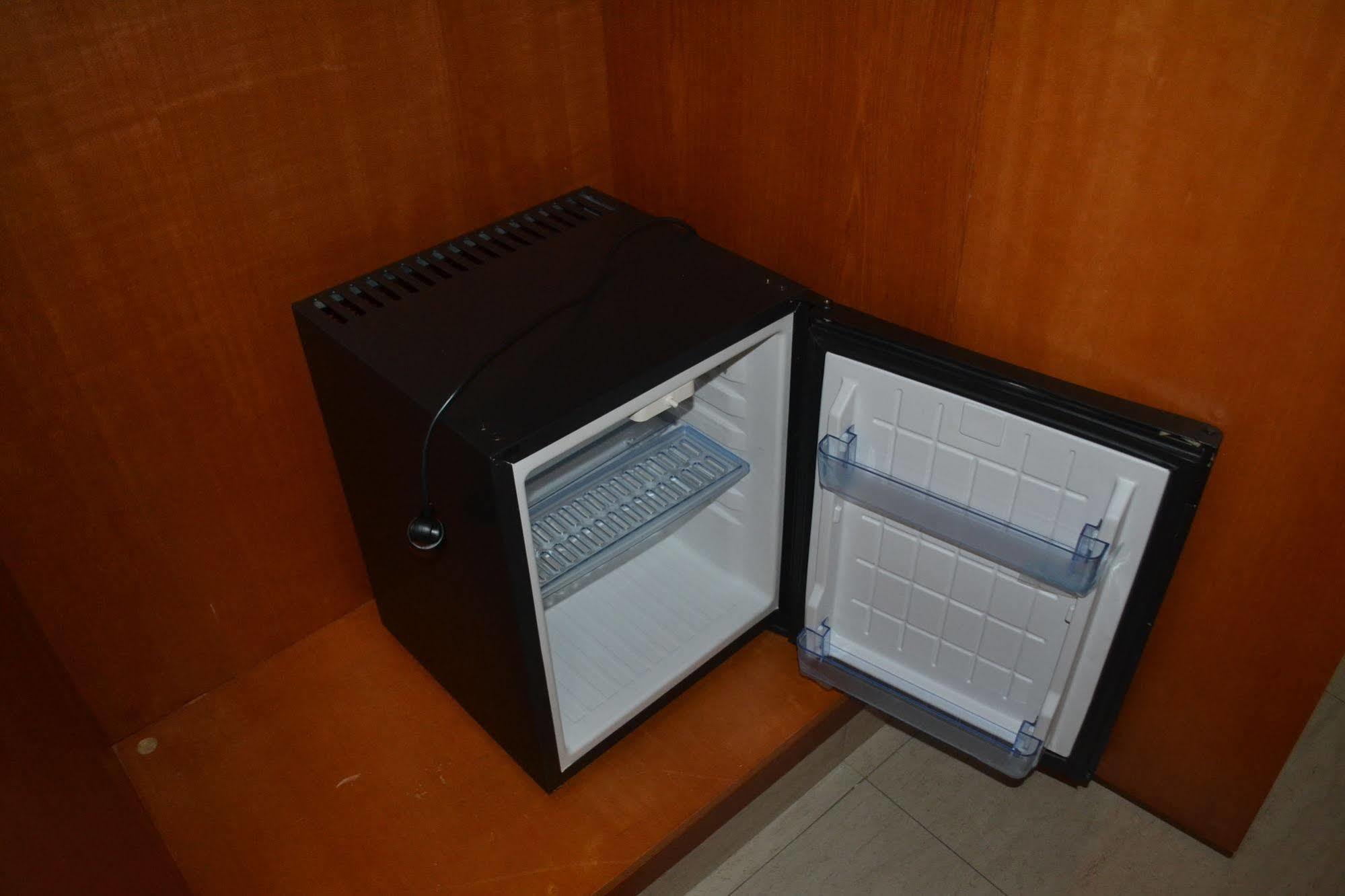 Noubou International Hotel Douala Luaran gambar