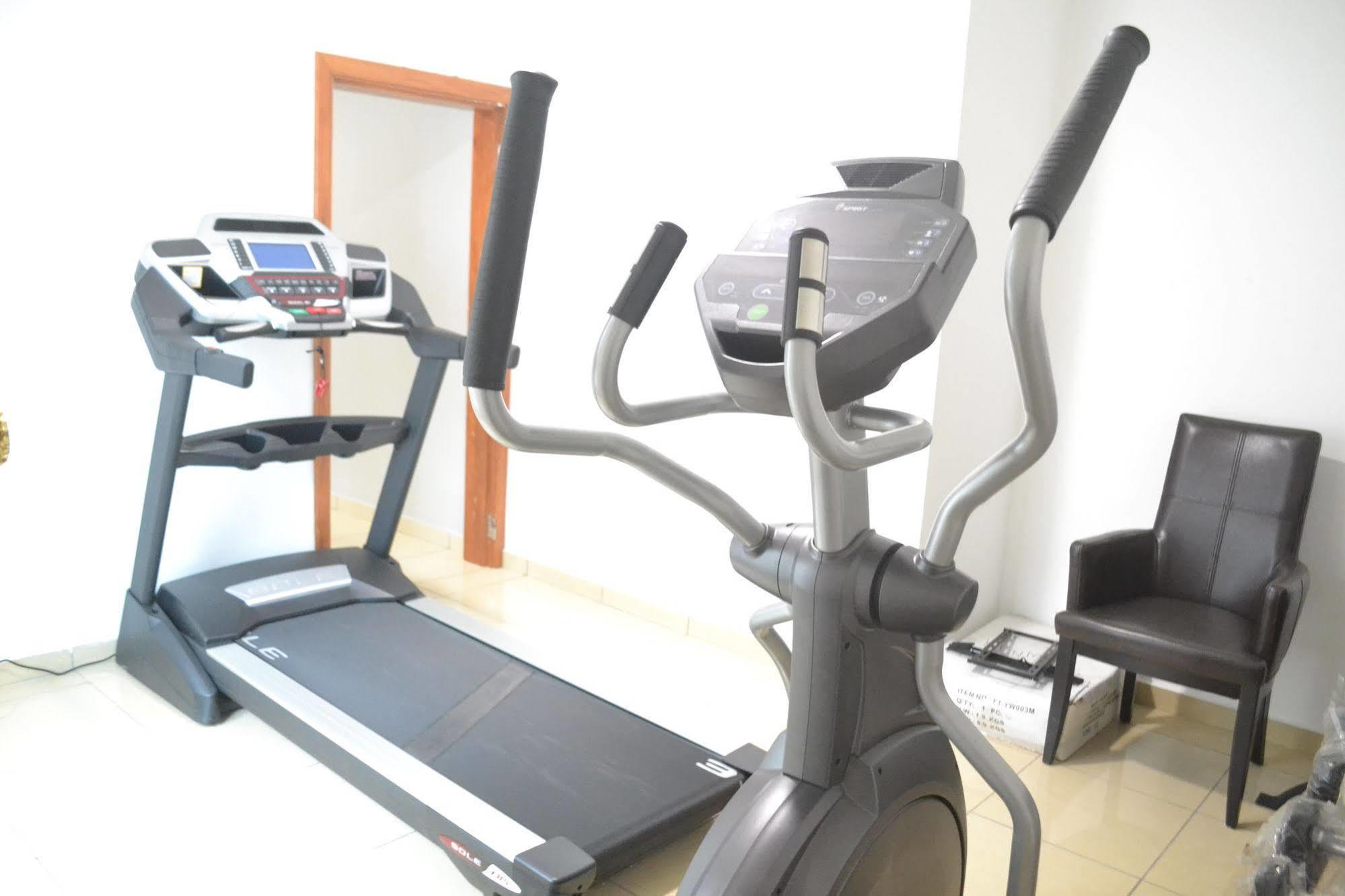Noubou International Hotel Douala Luaran gambar