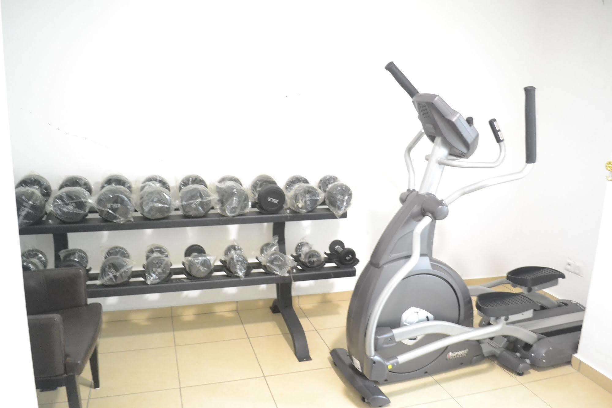 Noubou International Hotel Douala Luaran gambar